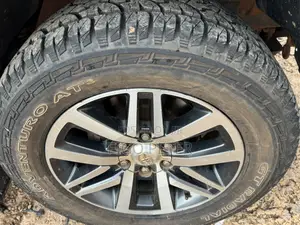 Toyota Hilux 2018 Gray