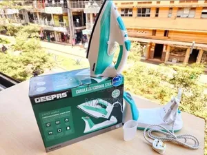 Geepas Cordless/Corded Steam Iron