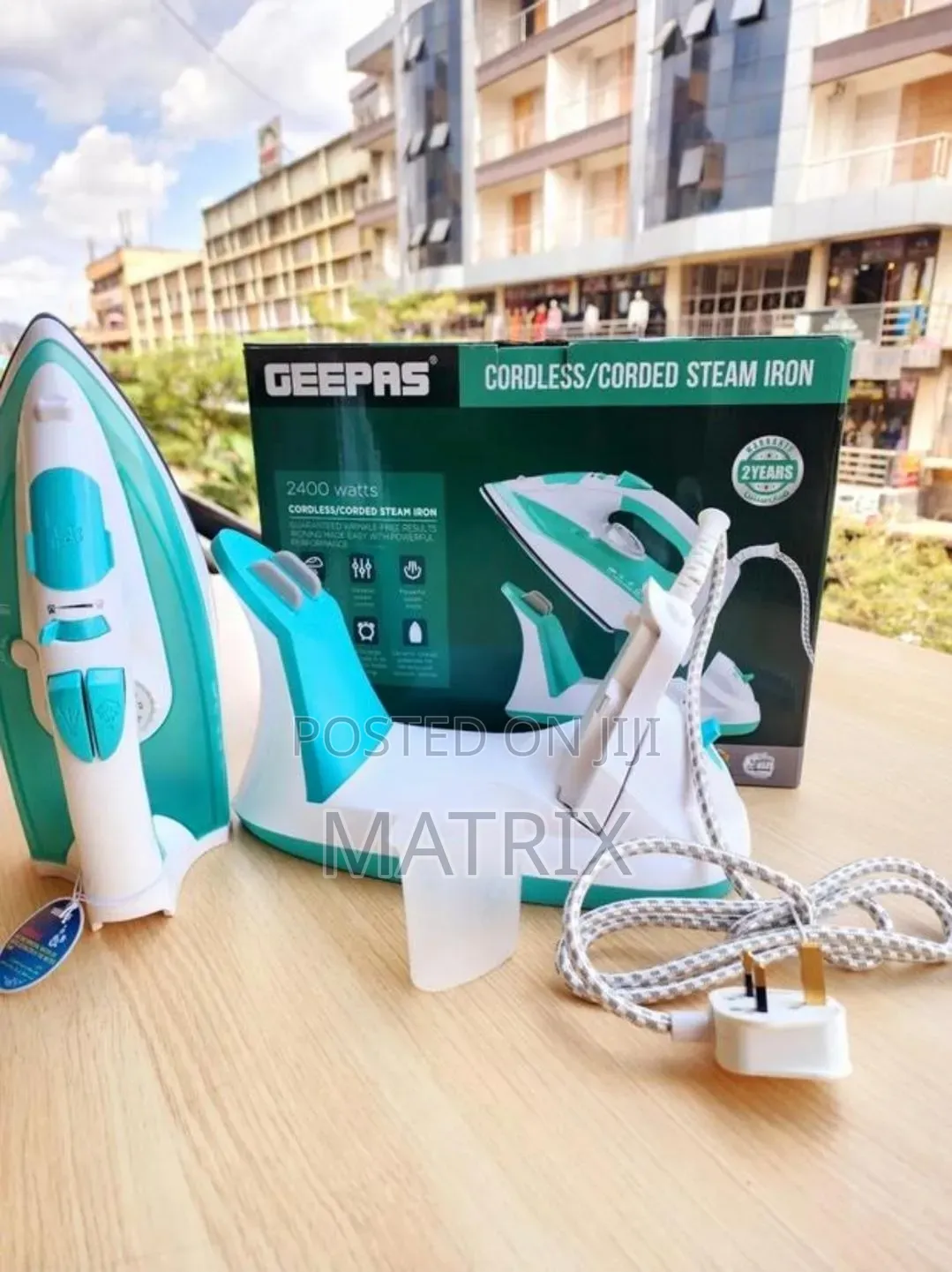 Geepas Cordless/Corded Steam Iron