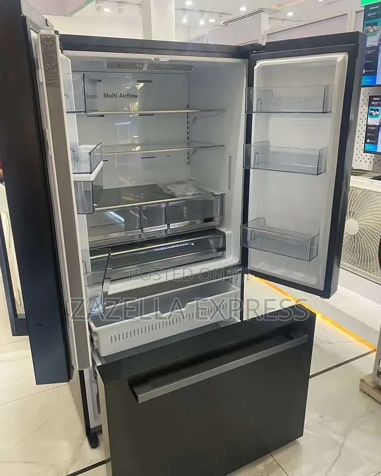 Hisense 820L Refrigerator RF-820W42WSR