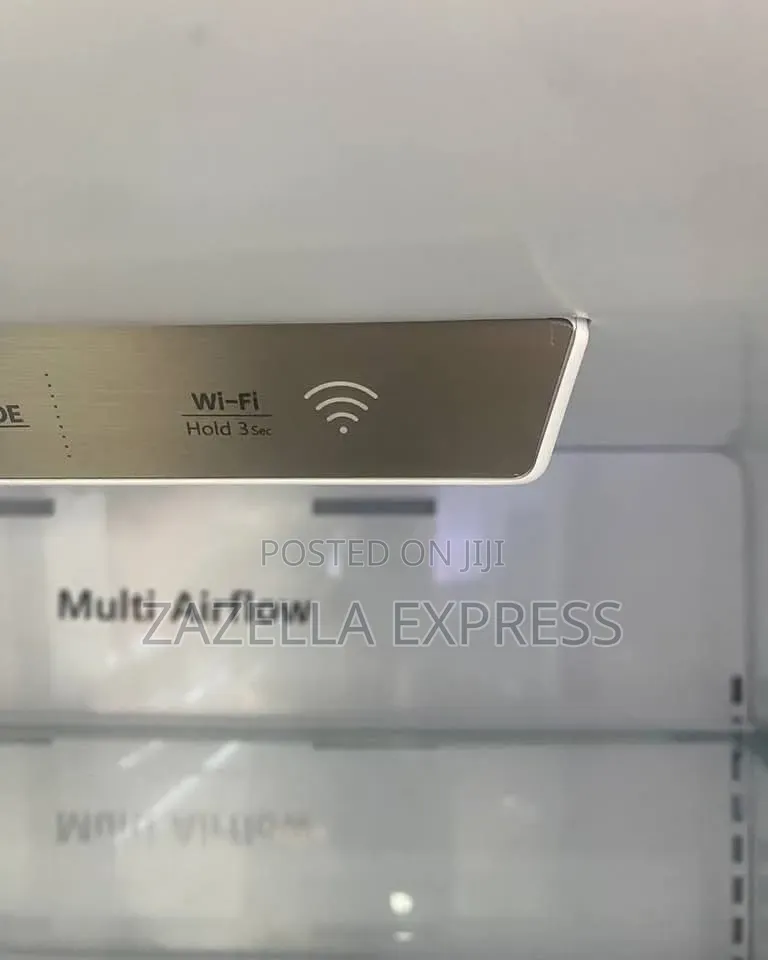 Hisense 820L Refrigerator RF-820W42WSR