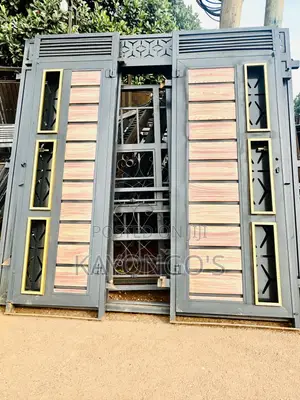 Modern Solid Backdoor