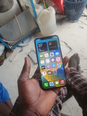 Apple iPhone X 256 GB White