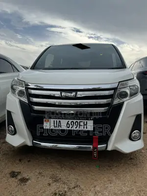 Toyota Noah 2015 White