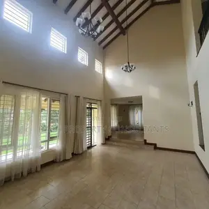 4bdrm Maisonette in Buziga Old Kabojja, Central Division for rent