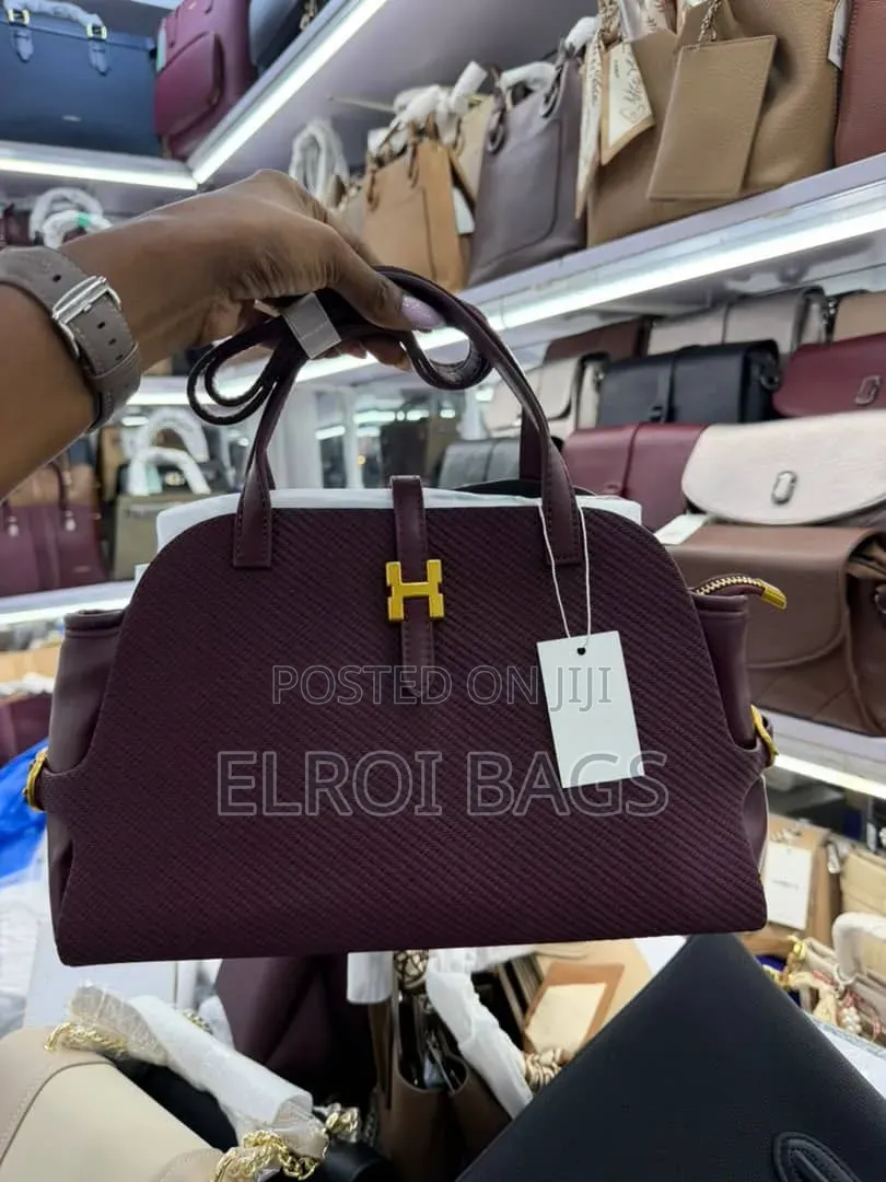 Classy Shoulder Bag