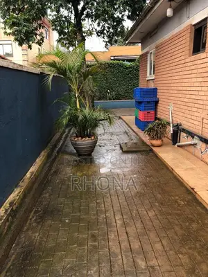 3bdrm Bungalow in Central Division for rent