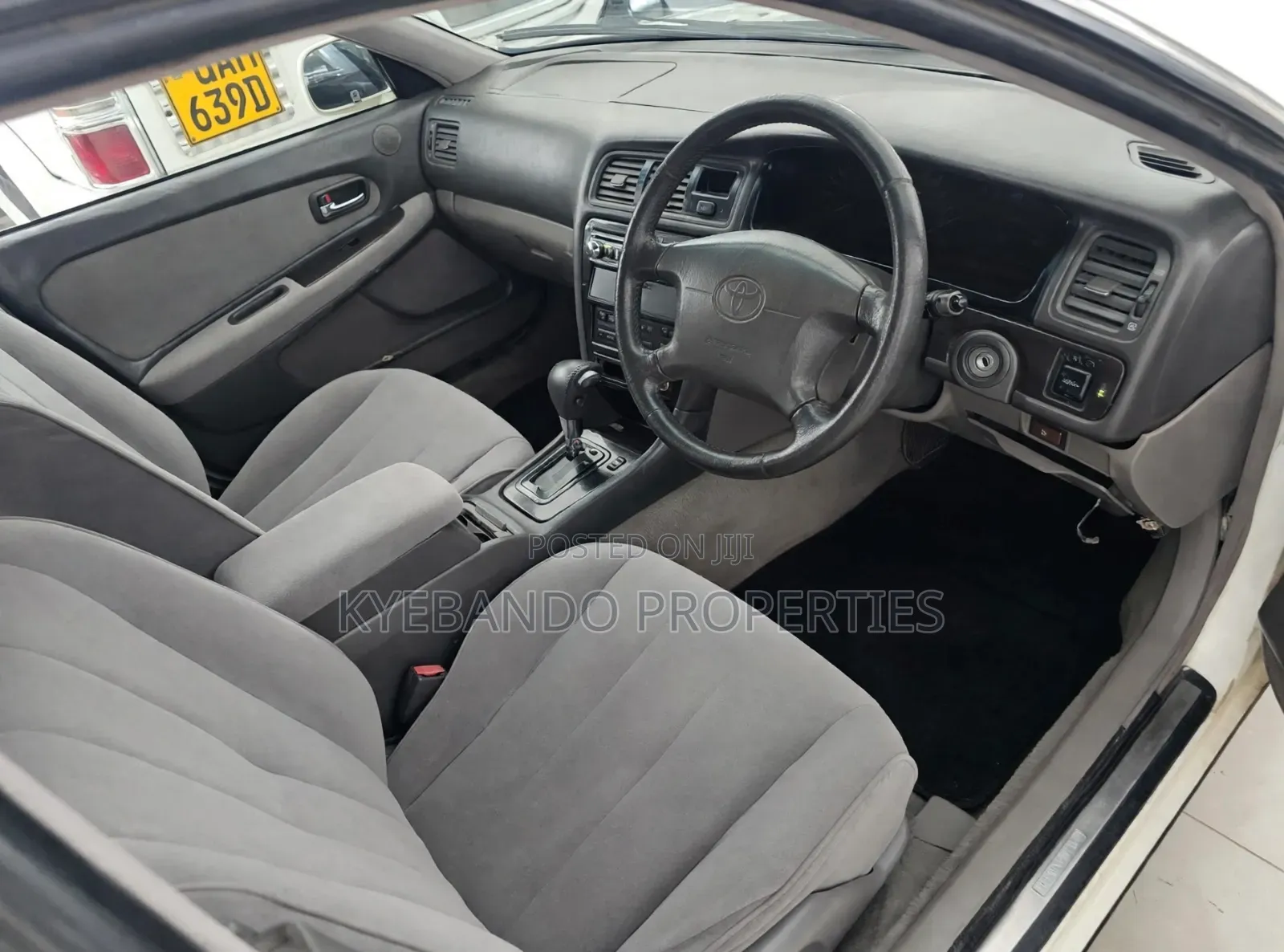 Toyota Mark II 2.0 AWD 2000 White