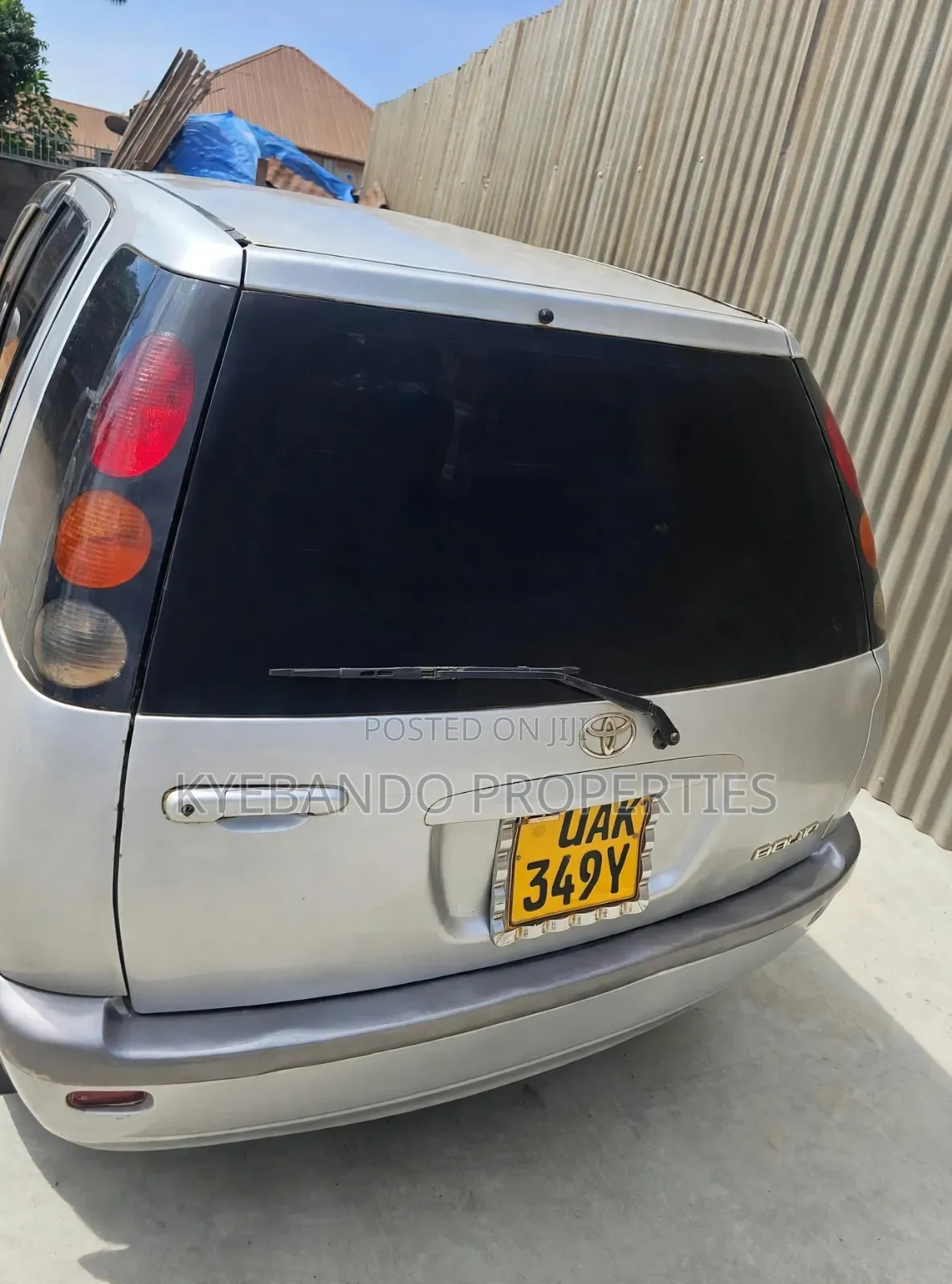 Toyota Raum 1.5 AWD 1999 Silver