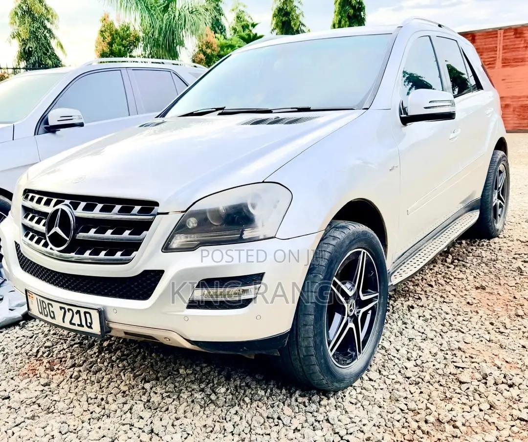 Mercedes-Benz M Class ML 350 BlueTEC 4Matic 2011 Silver