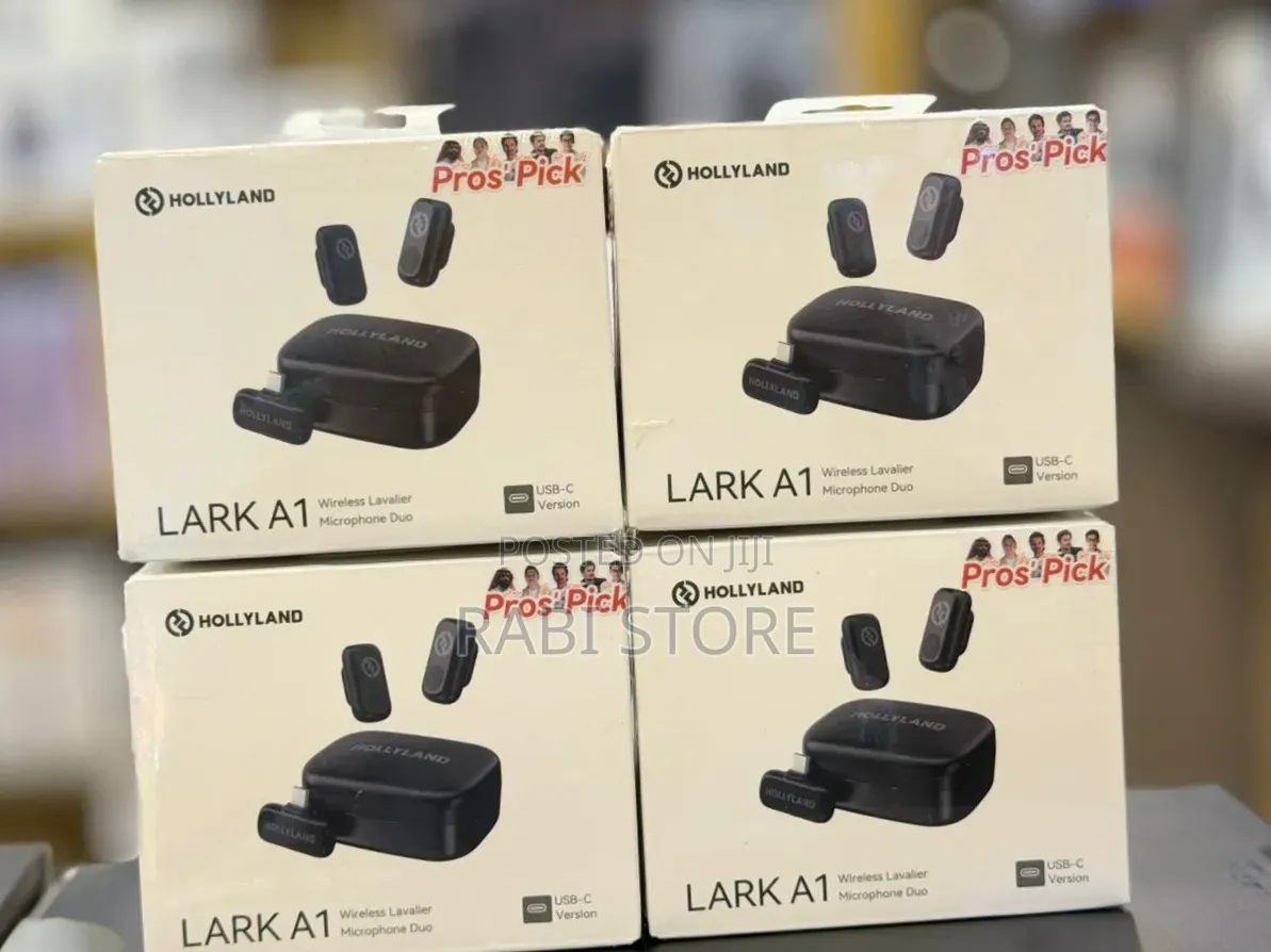 Hollyland Lark A1 Duo 2 Person Wireless Microphone System USB C