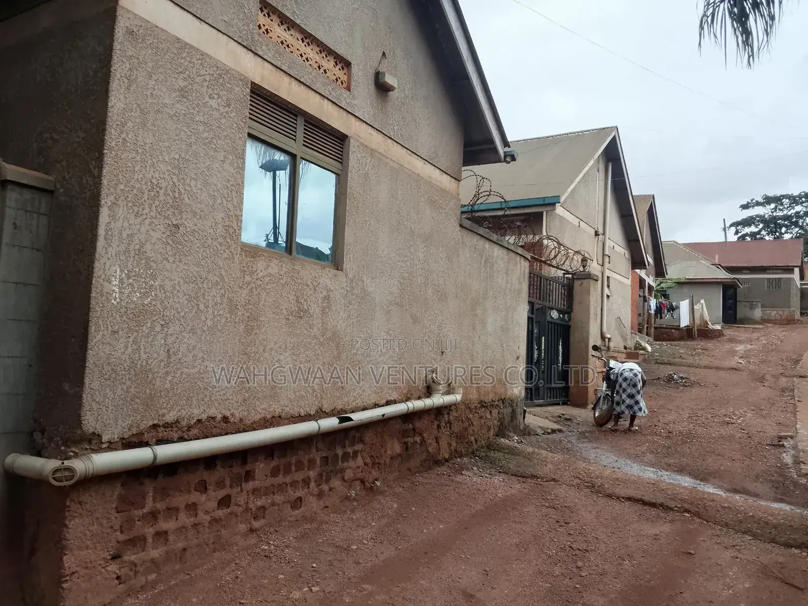 7bdrm House in Makindye for sale