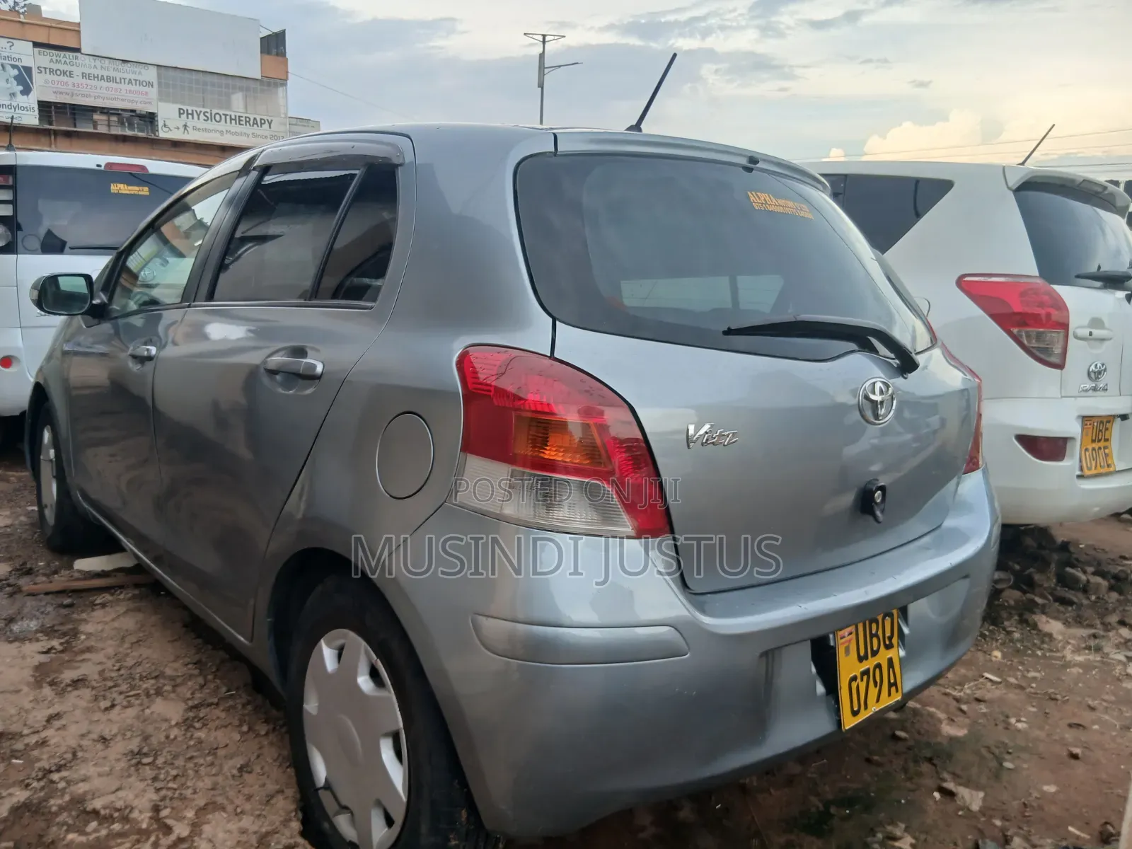 Toyota Vitz 2008 Green