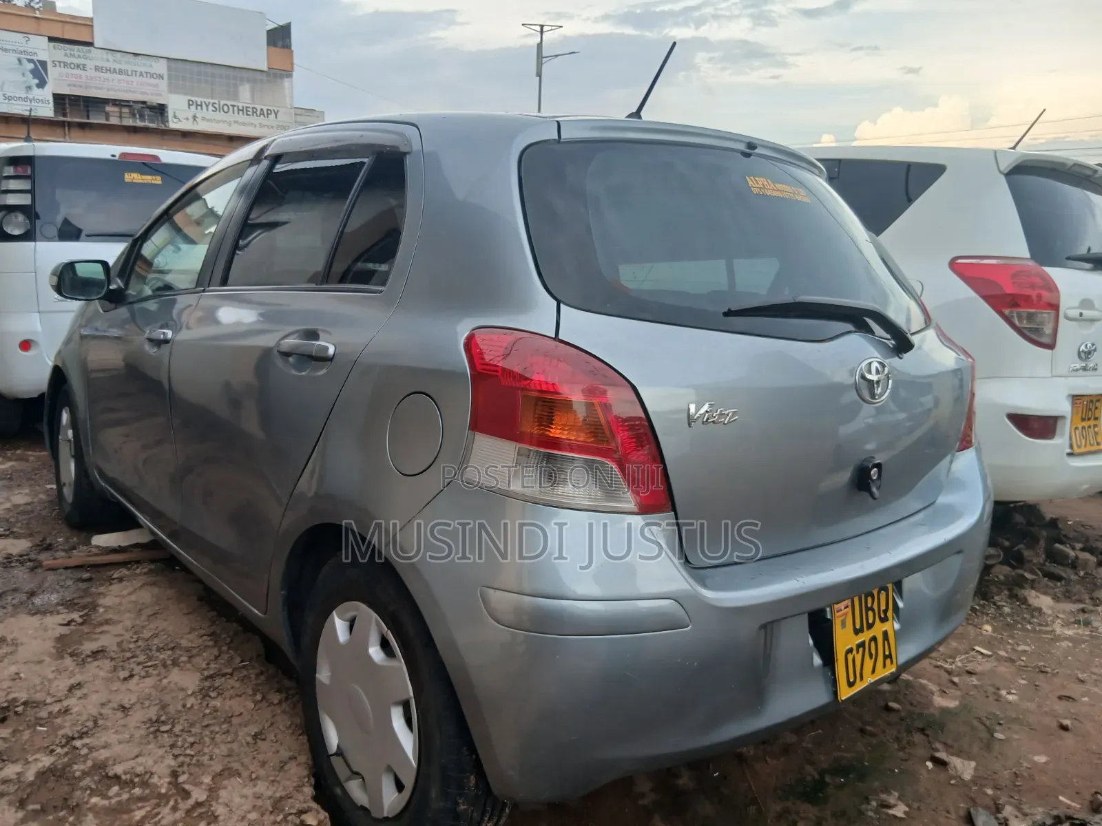 Toyota Vitz 2008 Green