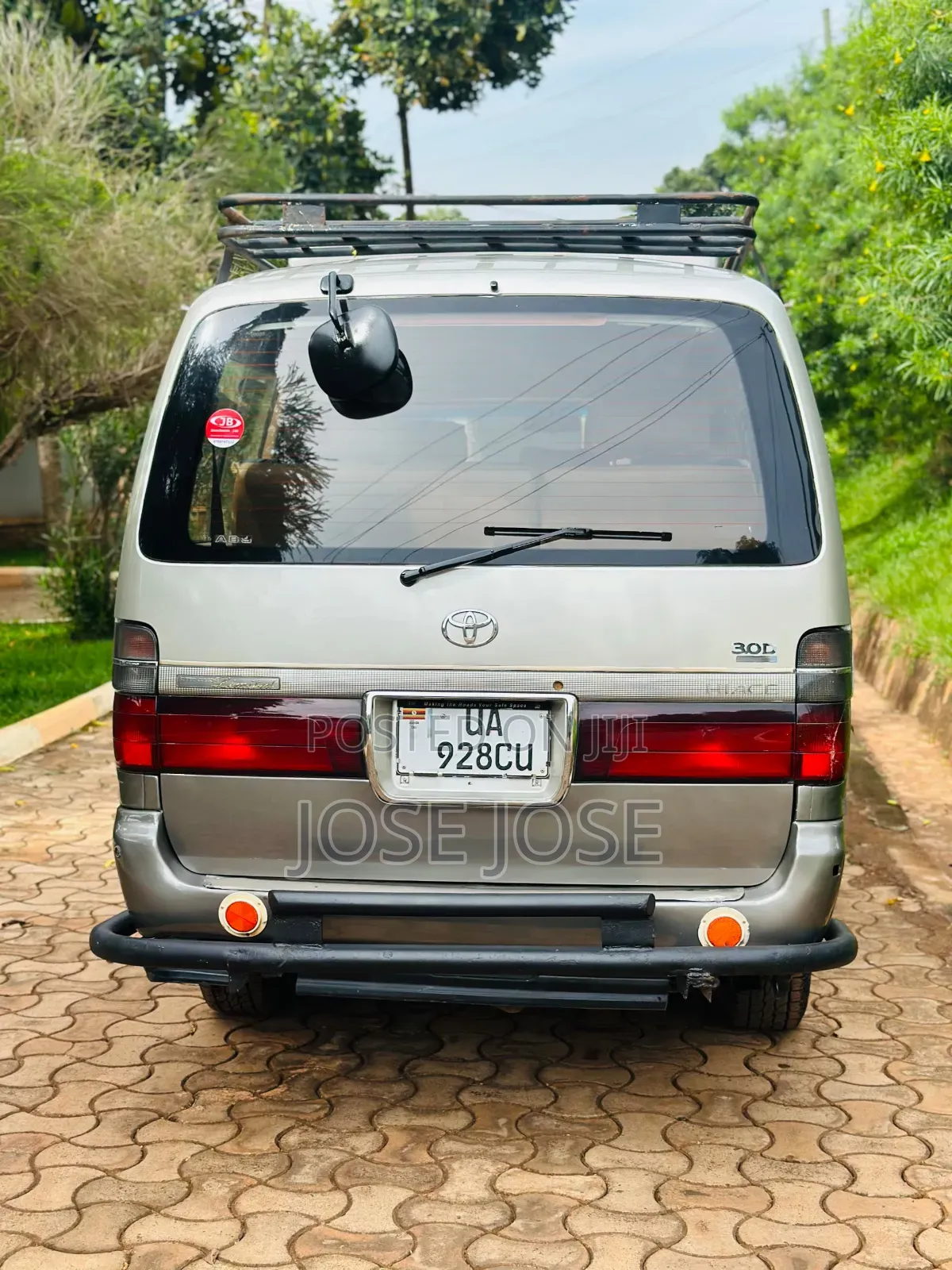 Toyota Grand HiAce 2002