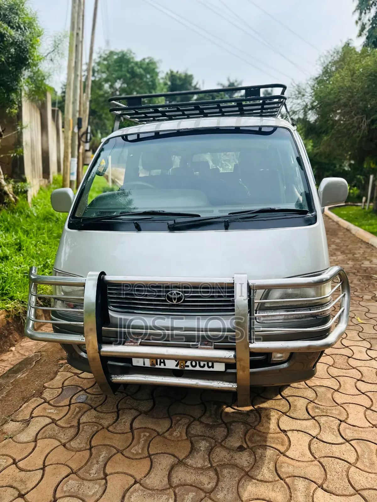 Toyota Grand HiAce 2002
