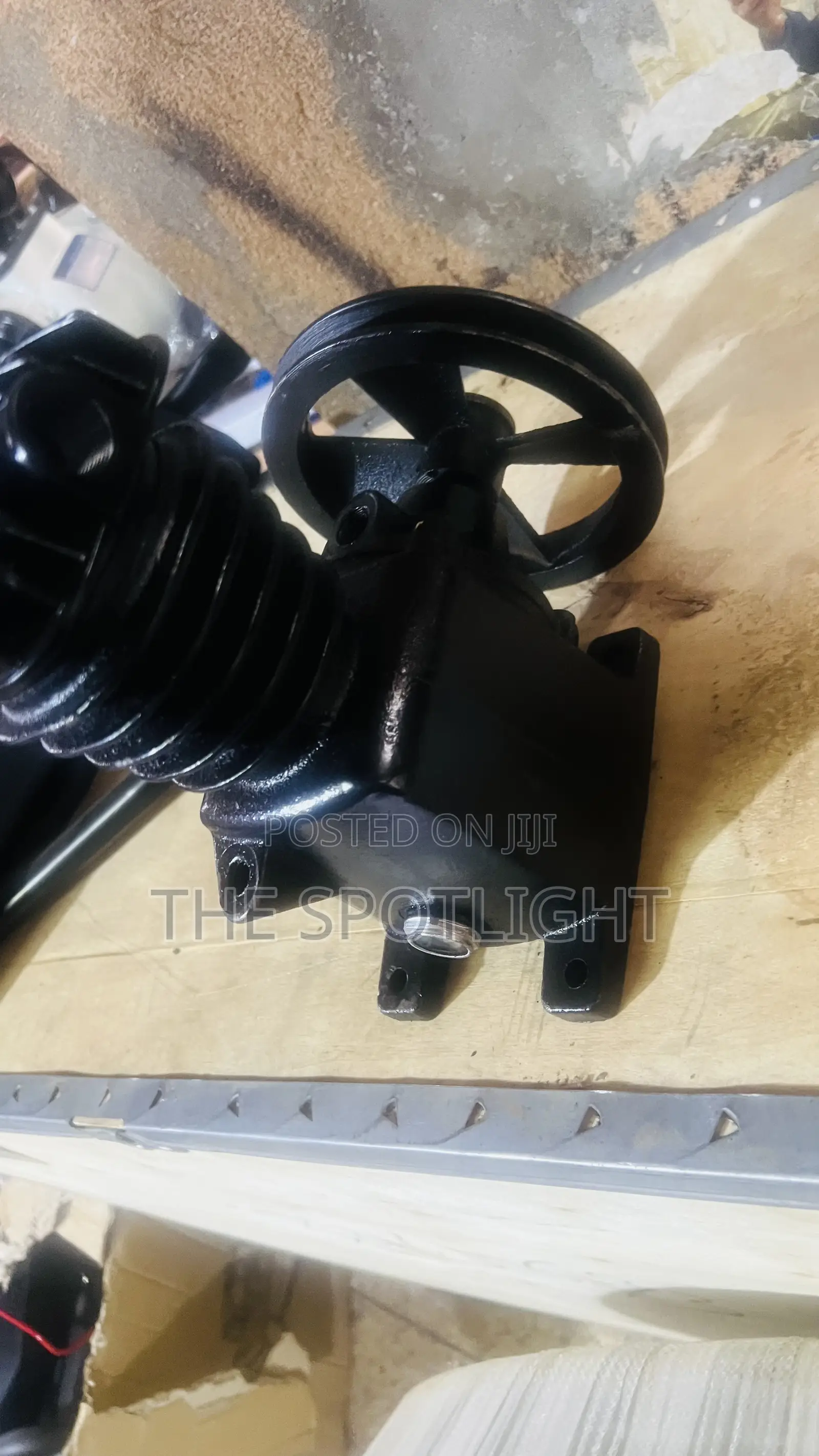 Single Piston Compressor Head