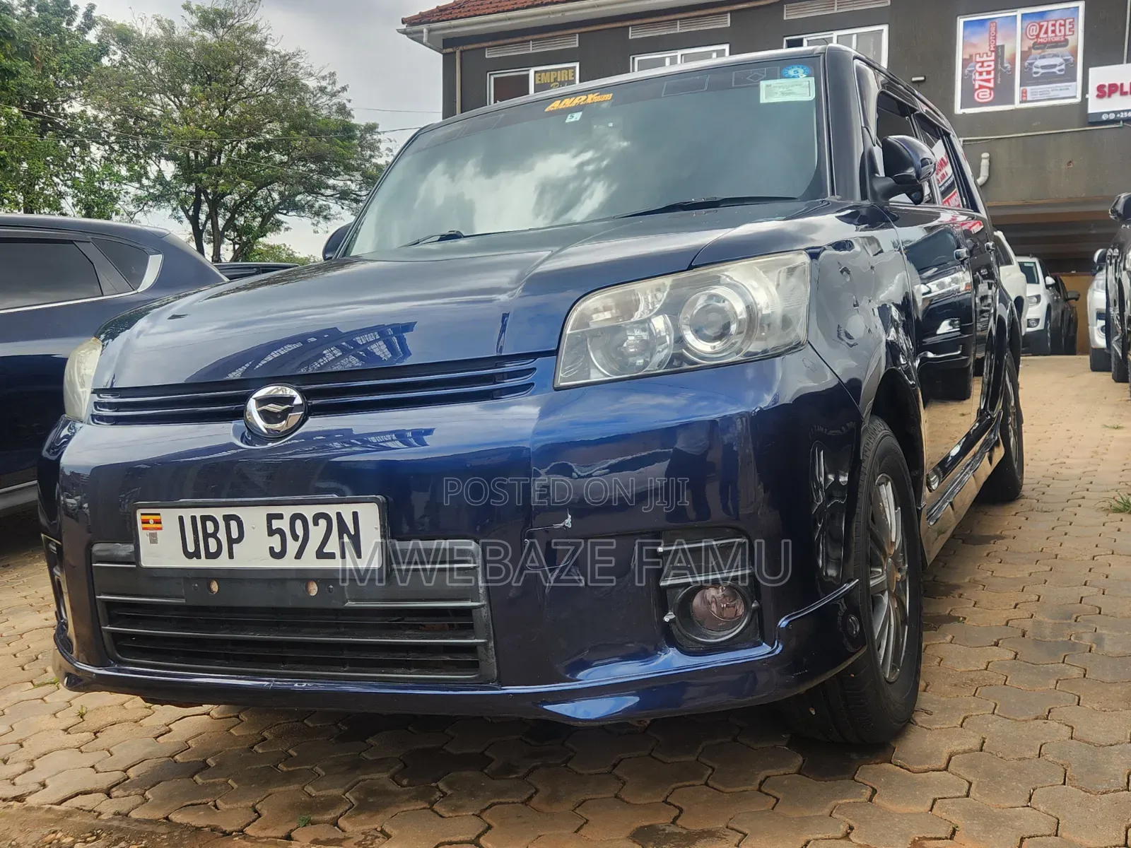 Toyota Corolla Rumion 2010 Blue