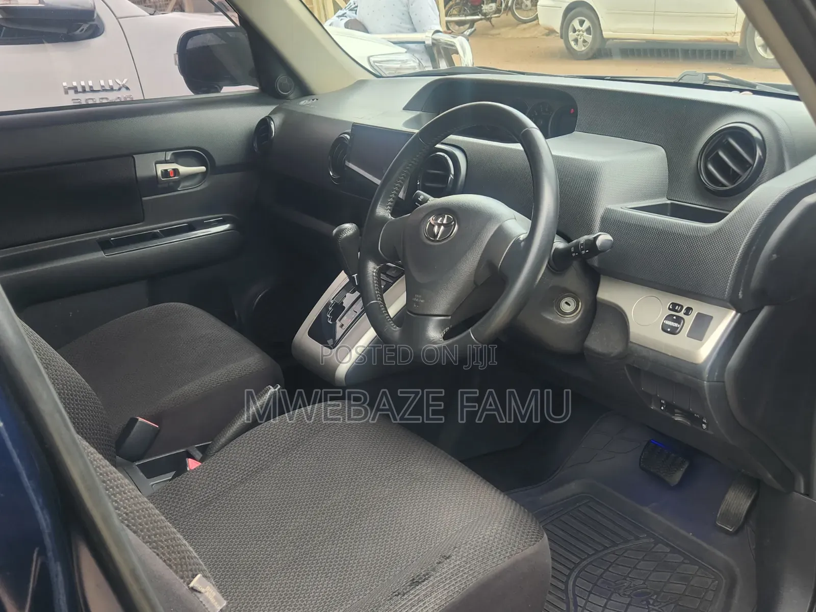 Toyota Corolla Rumion 2010 Blue