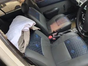 Toyota Corolla 1997 White