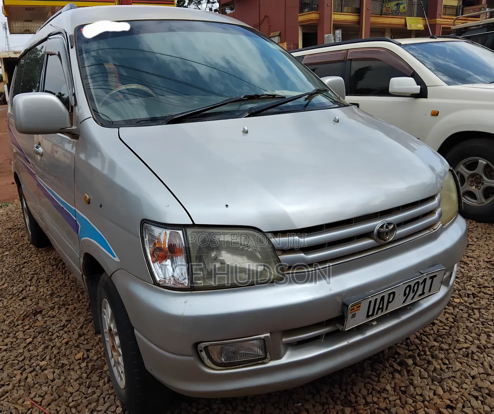 Toyota TownAce Noah 2000 Silver