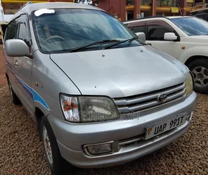 Toyota TownAce Noah 2000 Silver