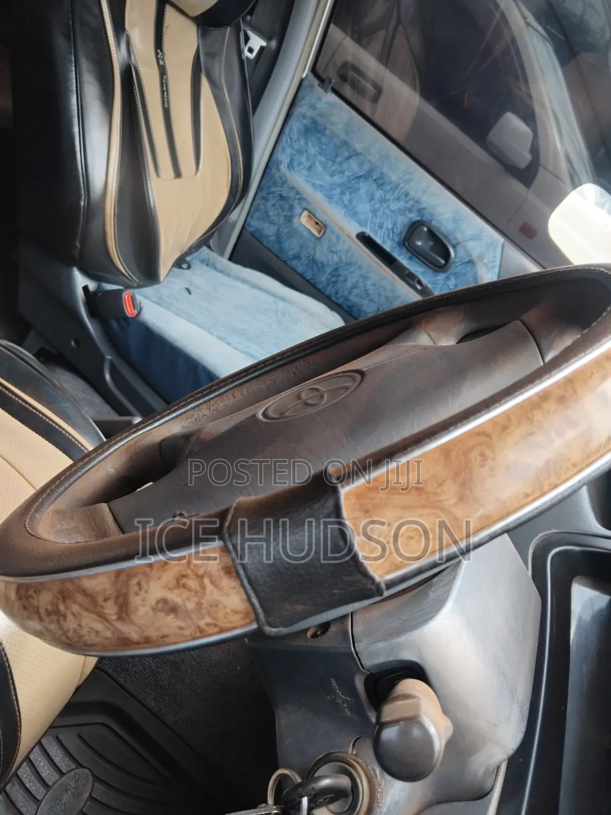 Toyota TownAce Noah 2000 Silver