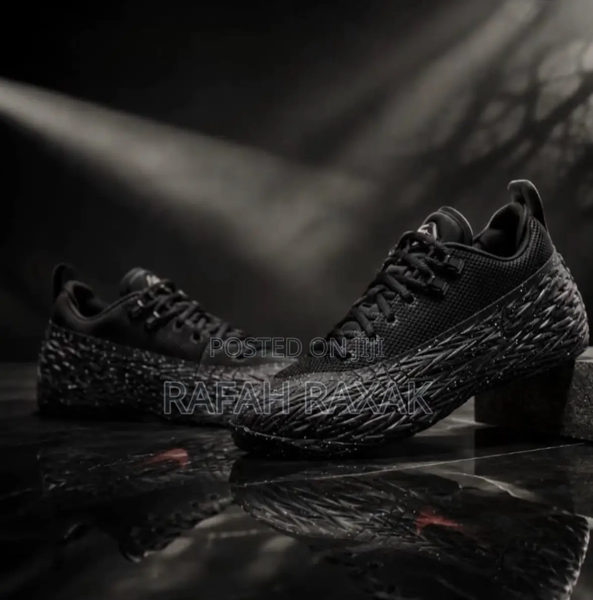 Nike S.T Charge Ep Black Crimeson