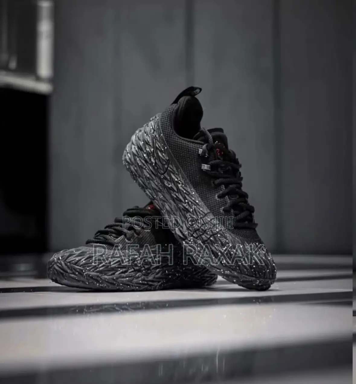 Nike S.T Charge Ep Black Crimeson