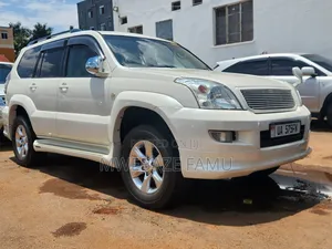 Toyota Land Cruiser Prado 2009 White