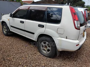 Nissan X-Trail 2001 White