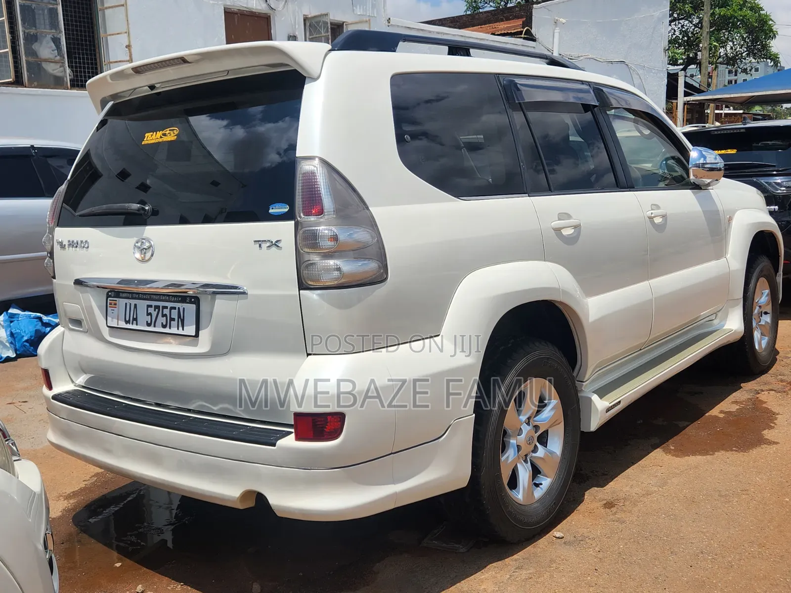Toyota Land Cruiser Prado 2009 White