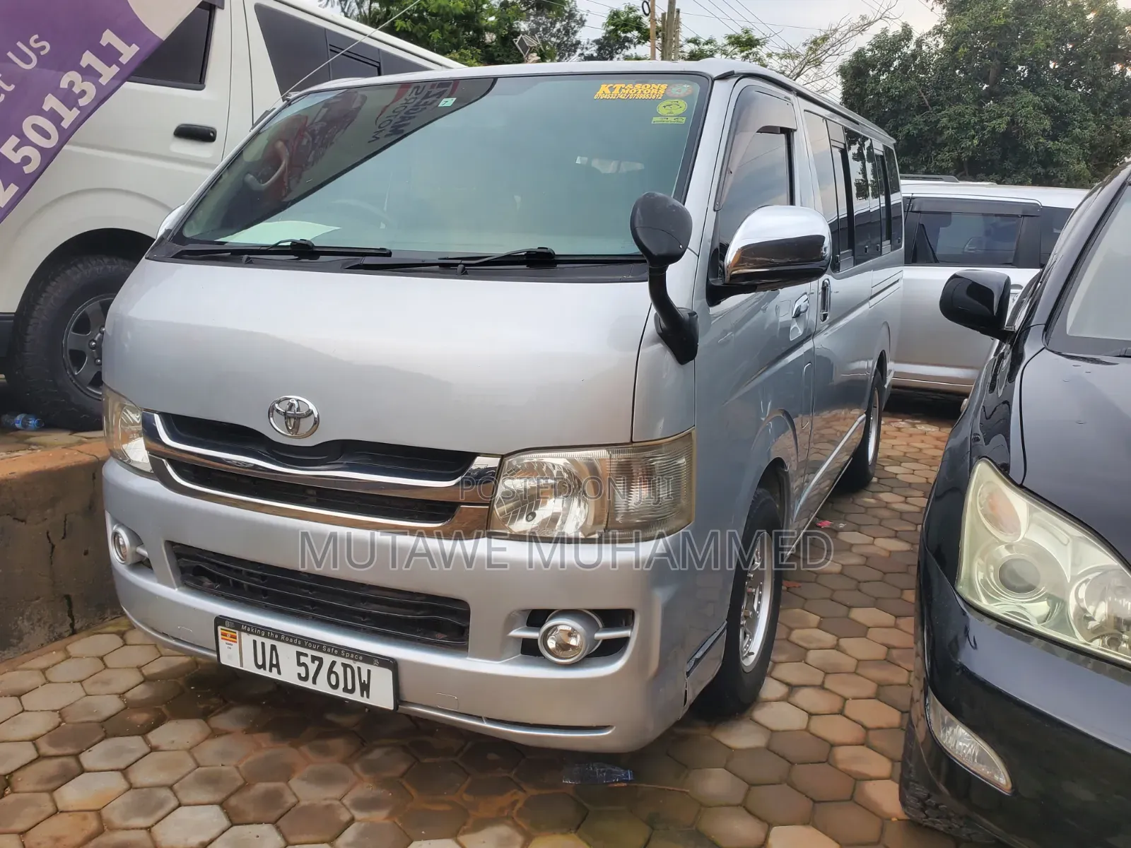 Toyota HiAce 2015 Silver