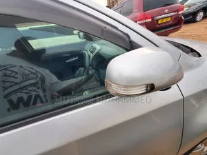 Toyota IST 2010 Silver
