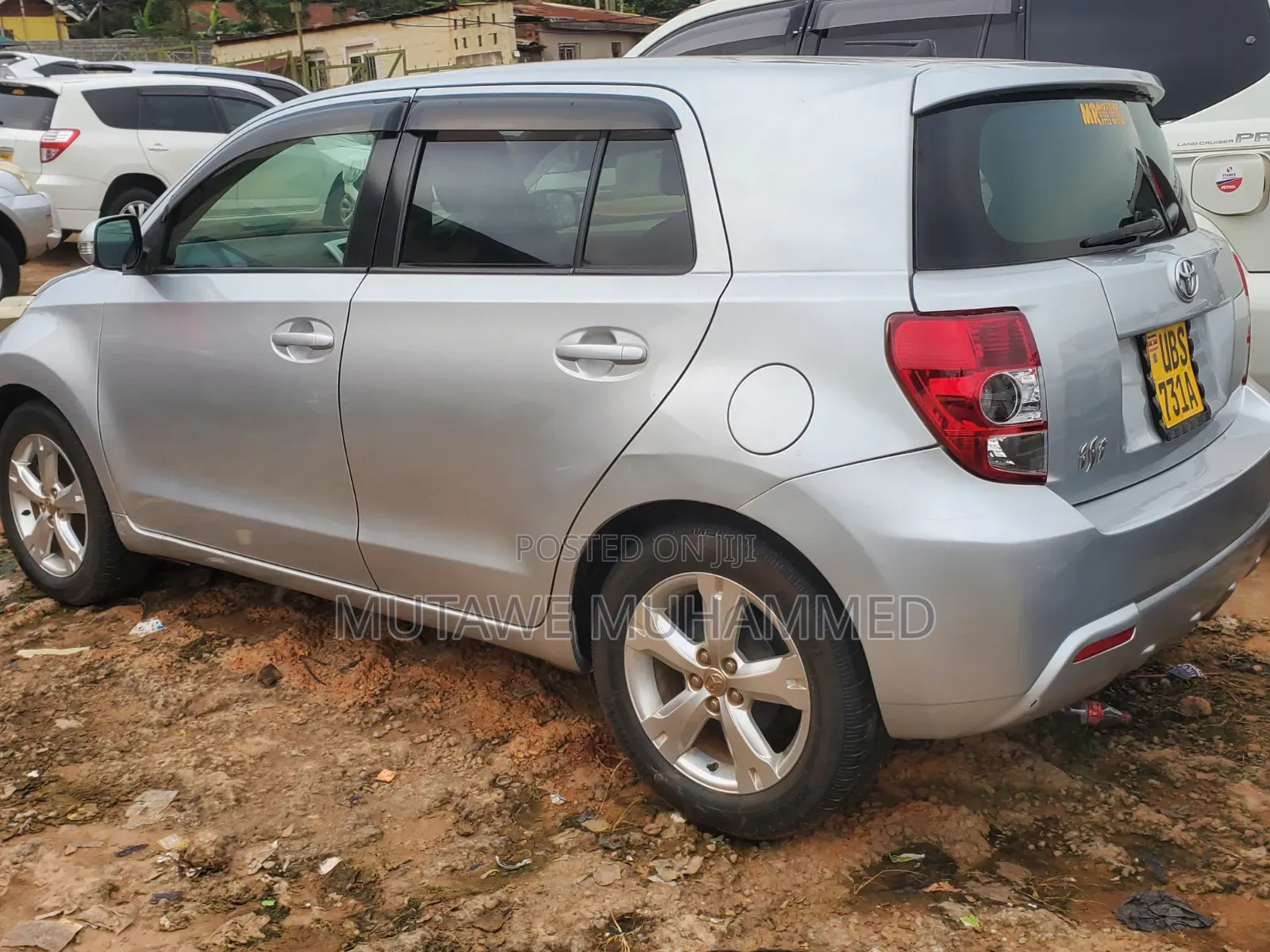 Toyota IST 2010 Silver