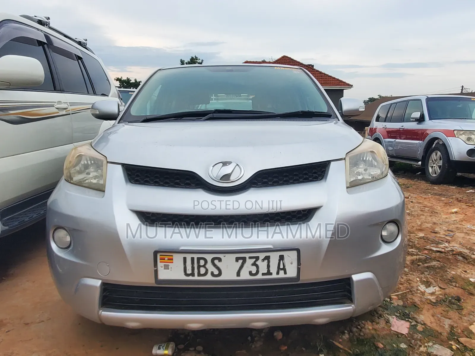 Toyota IST 2010 Silver