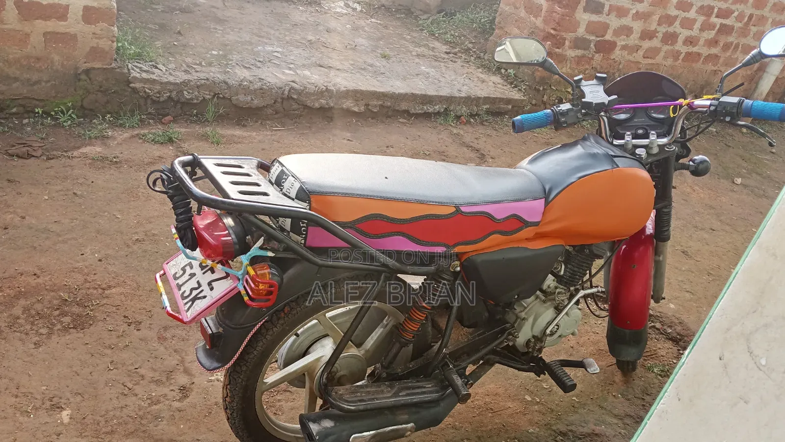 Bajaj CT 125X 2023 Red