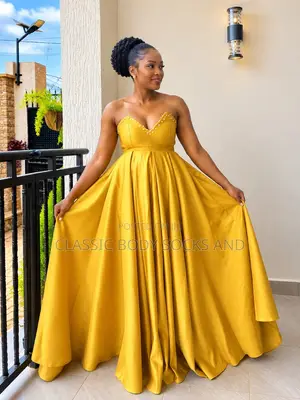 Elegant Yellow Bridesmaids Dress