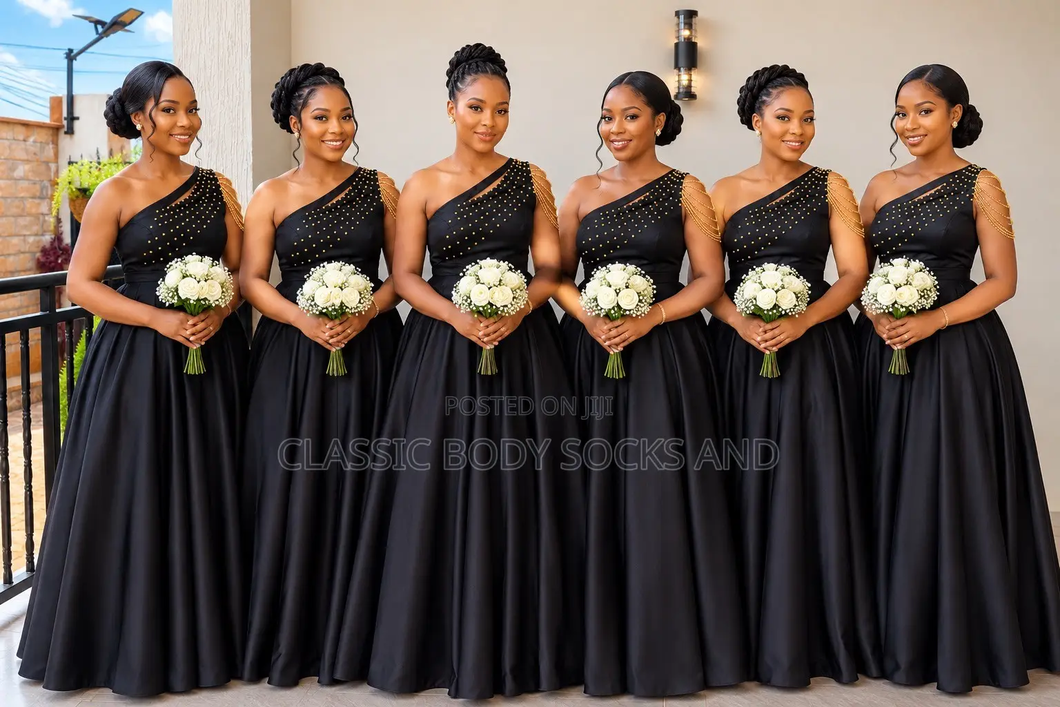 Gorgeous Black & Gold Evening Gown!