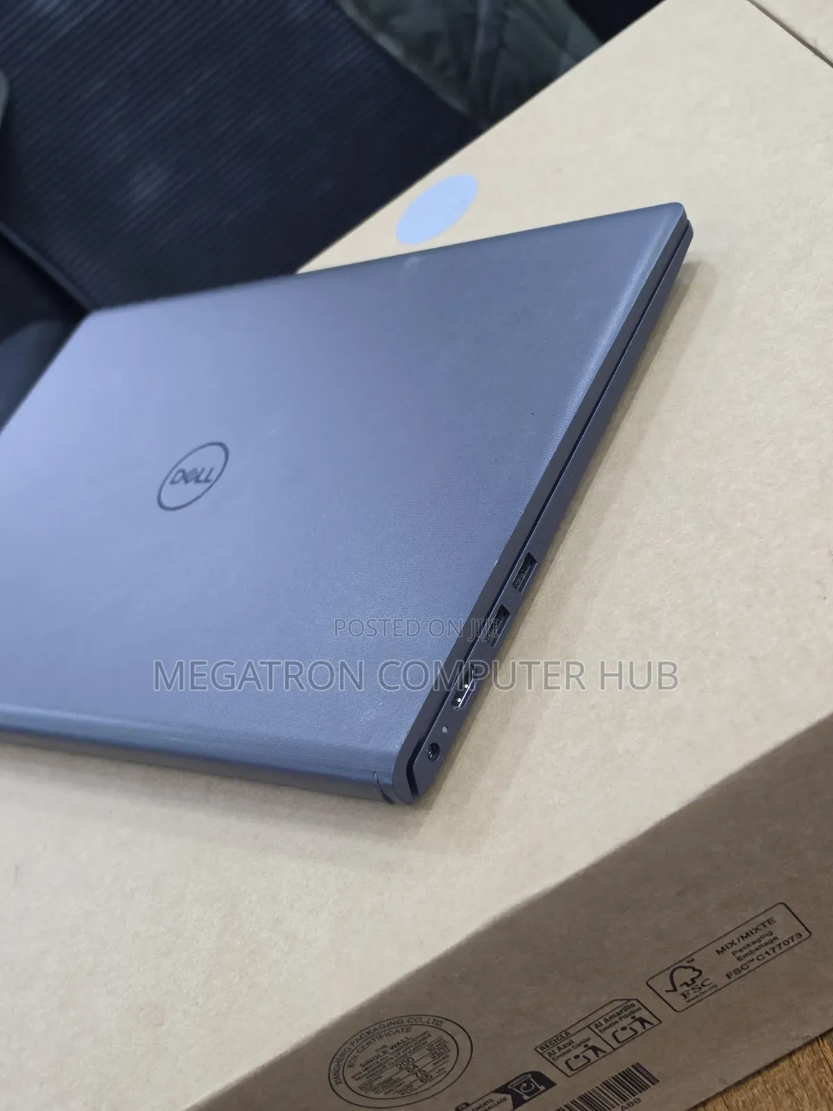Laptop Dell Vostro 15 3510 8GB Intel Core i5 SSD 256GB