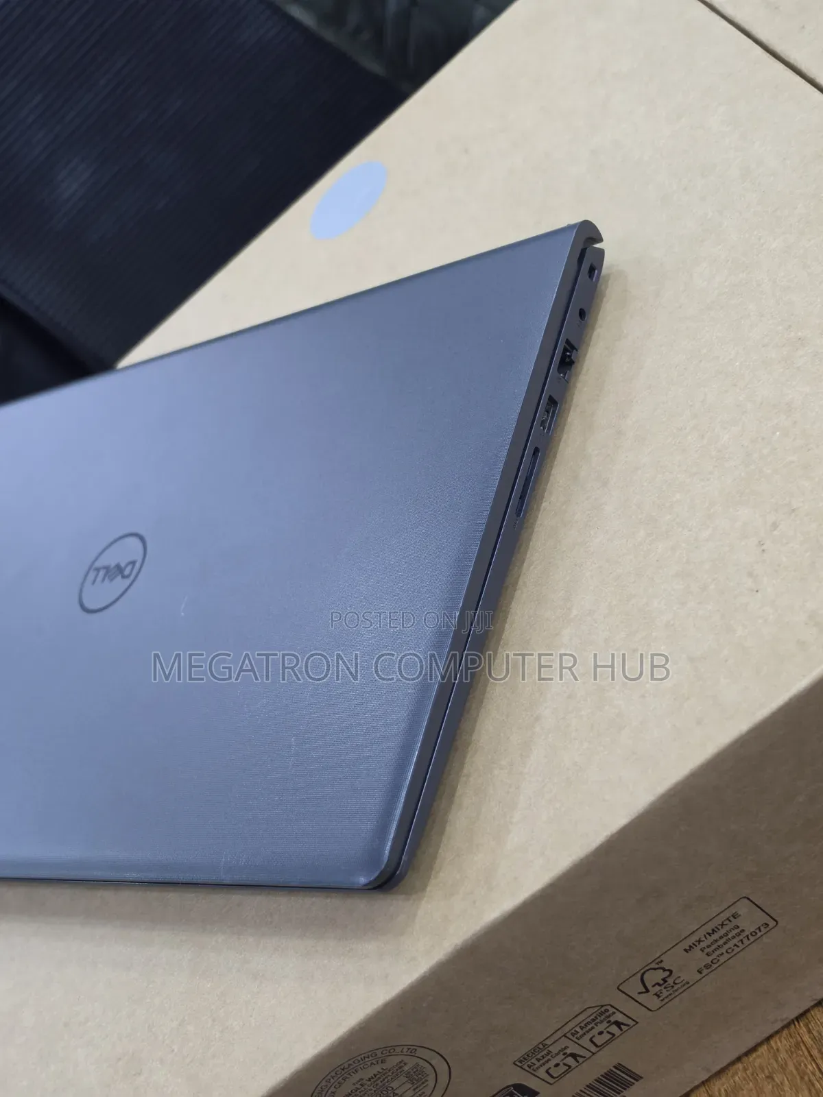 Laptop Dell Vostro 15 3510 8GB Intel Core i5 SSD 256GB