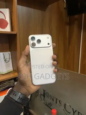Apple iPhone 17 Pro Max 256 GB Silver