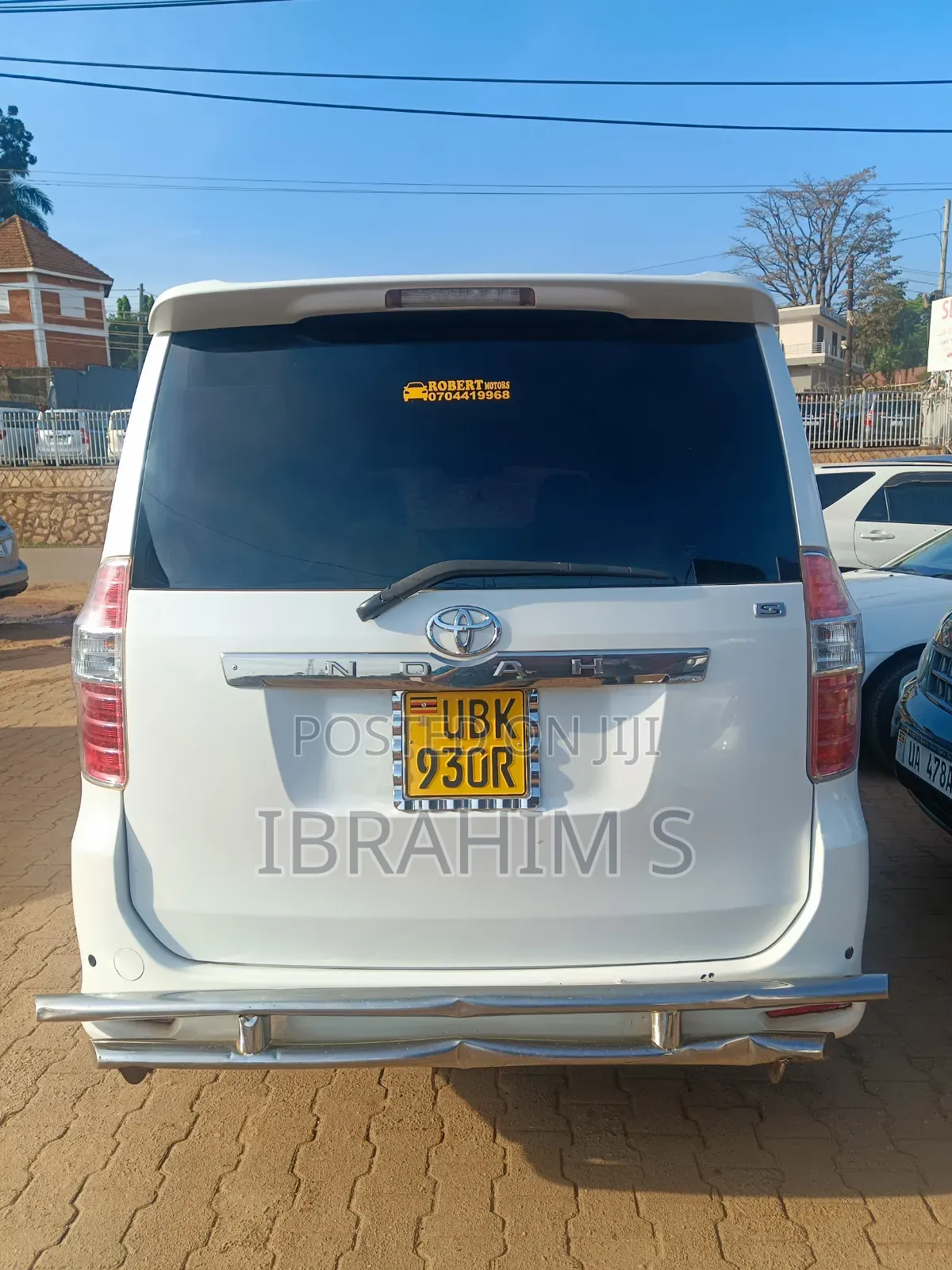 Toyota Noah 2009 White