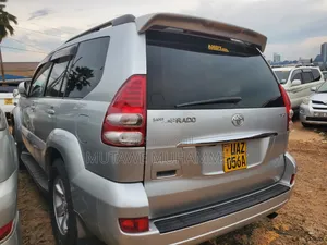 Toyota Land Cruiser Prado 2005 Silver
