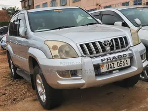 Toyota Land Cruiser Prado 2005 Silver