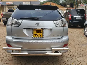 Toyota Harrier 2010 Silver