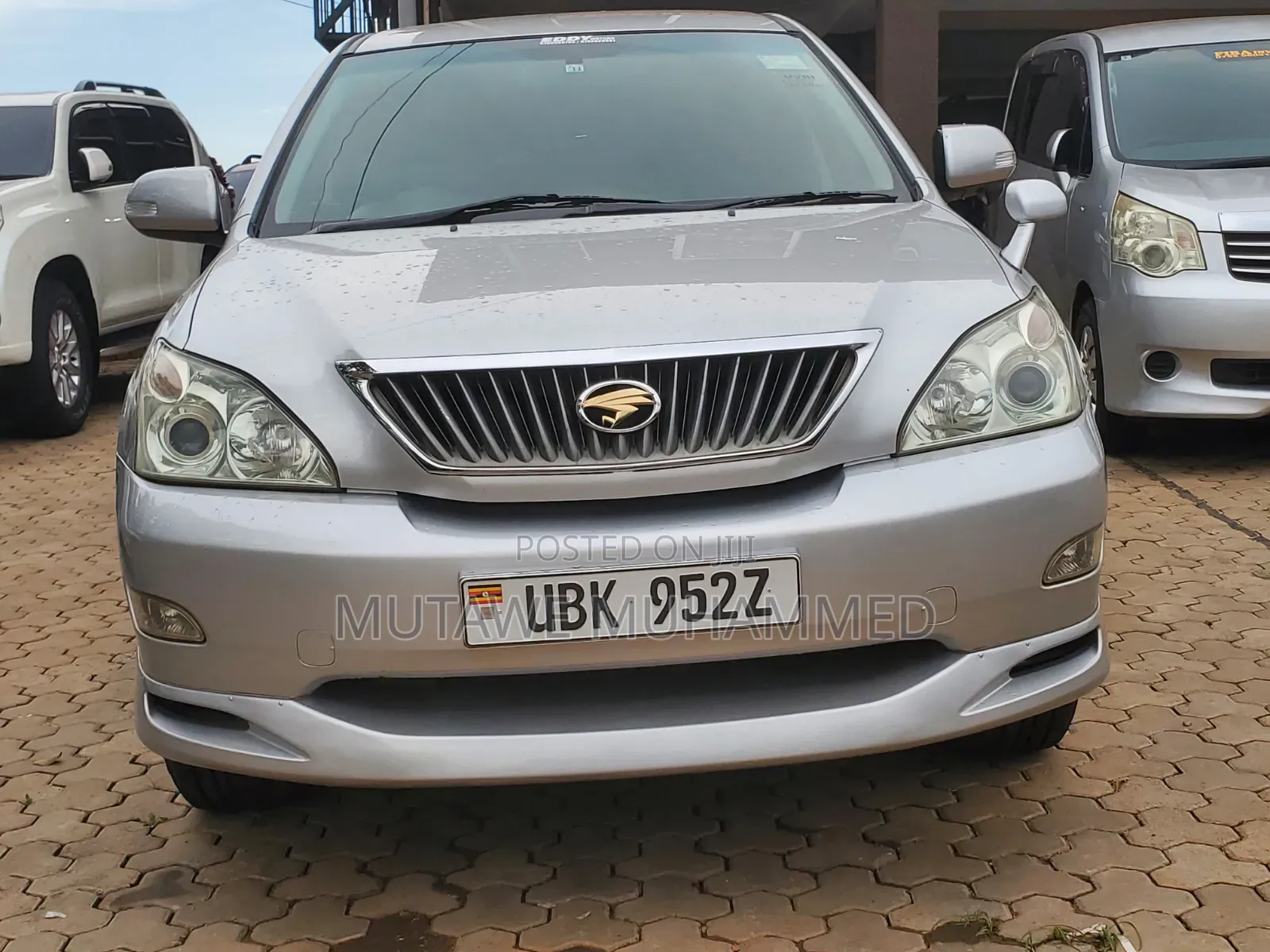 Toyota Harrier 2010 Silver