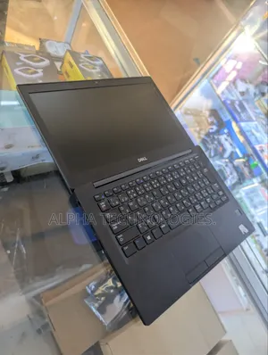 Laptop Dell Latitude 7390 8GB Intel Core i5 SSD 256GB