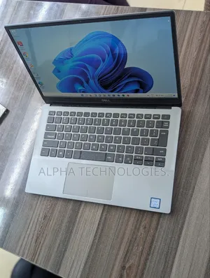 Laptop Dell Latitude 3301 8GB Intel Core i5 SSD 256GB