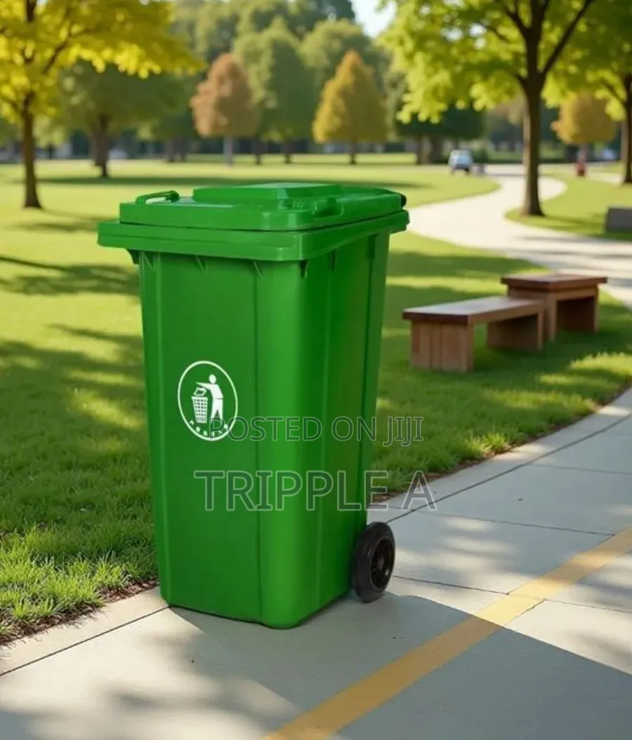 Outdoor 120L Plastic Dustbin Waste Bin , 120 Litres Garbage
